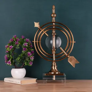 Diseño abstracto de lujo Artesanía decorativa de metal para el hogar Escultura de mesa de tamaño largo elegante y más exigente de oro para decoración del hogar - Product Image 3