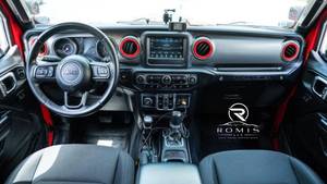 Jeep Wrangler Unlimited 2023 3.6L V6 4WD Automático |   SUV Todoterreno Elevado |   Jeep Wrangler Usado para Exportación - Product Image 2