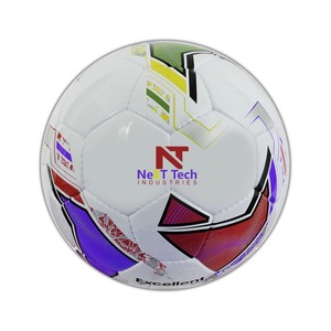 Balón de entrenamiento de fútbol de Next Tech Industries, material de PU para fines de entrenamiento con diseño personalizado y logotipo personalizado - Product Image 4