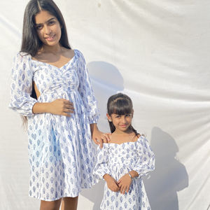 Nouvelle Robe d'Été 2026 pour Femme, Décontractée à Manches Courtes, Motif Floral, avec Nœud – Robes pour Femmes de l'Exportateur Indien - Product Image 1