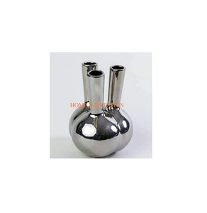 แจกันและกระถางดอกไม้ทำจากโลหะขัดเงาสแตนเลสมาใหม่แจกันดอกไม้ทำด้วยมือแบบคลาสสิก - Product Image 1