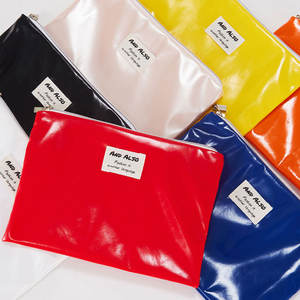 [Y también] bolsa de regalo de esmalte de lujo pequeño acabado brillante organizador de bolsas de joyería para artículos de belleza pequeños monedas llaves accesorios de viaje - Product Image 1