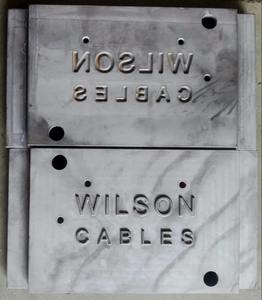 Offre Spéciale sur les solutions d'outils de presse de gaufrage en métal pour les industries automobile ou architecturale et manufacturière disponibles à la vente - Product Image 3