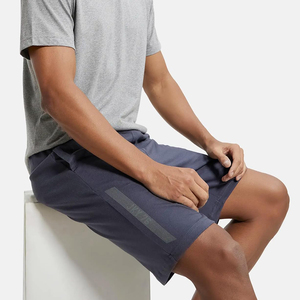 Bermuda d'été léger personnalisé pour hommes dernière conception en gros tenue décontracté taille moyenne teint en plaine - Product Image 5