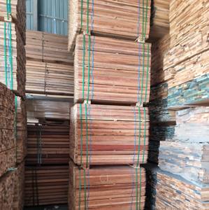 Solid <b>Wood</b> Picket Fence Slats (Pointed Top) - Product Image 6