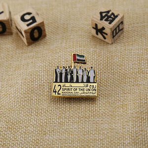 Insignia Personalizada del Día Nacional de los Emiratos Árabes Unidos, Pin de Solapa Metálico de los Padres Fundadores Árabes, Pin de Solapa de Lujo Chapado en Oro con la Bandera de los Emiratos Árabes Unidos, Venta al Por Mayor - Product Image 1