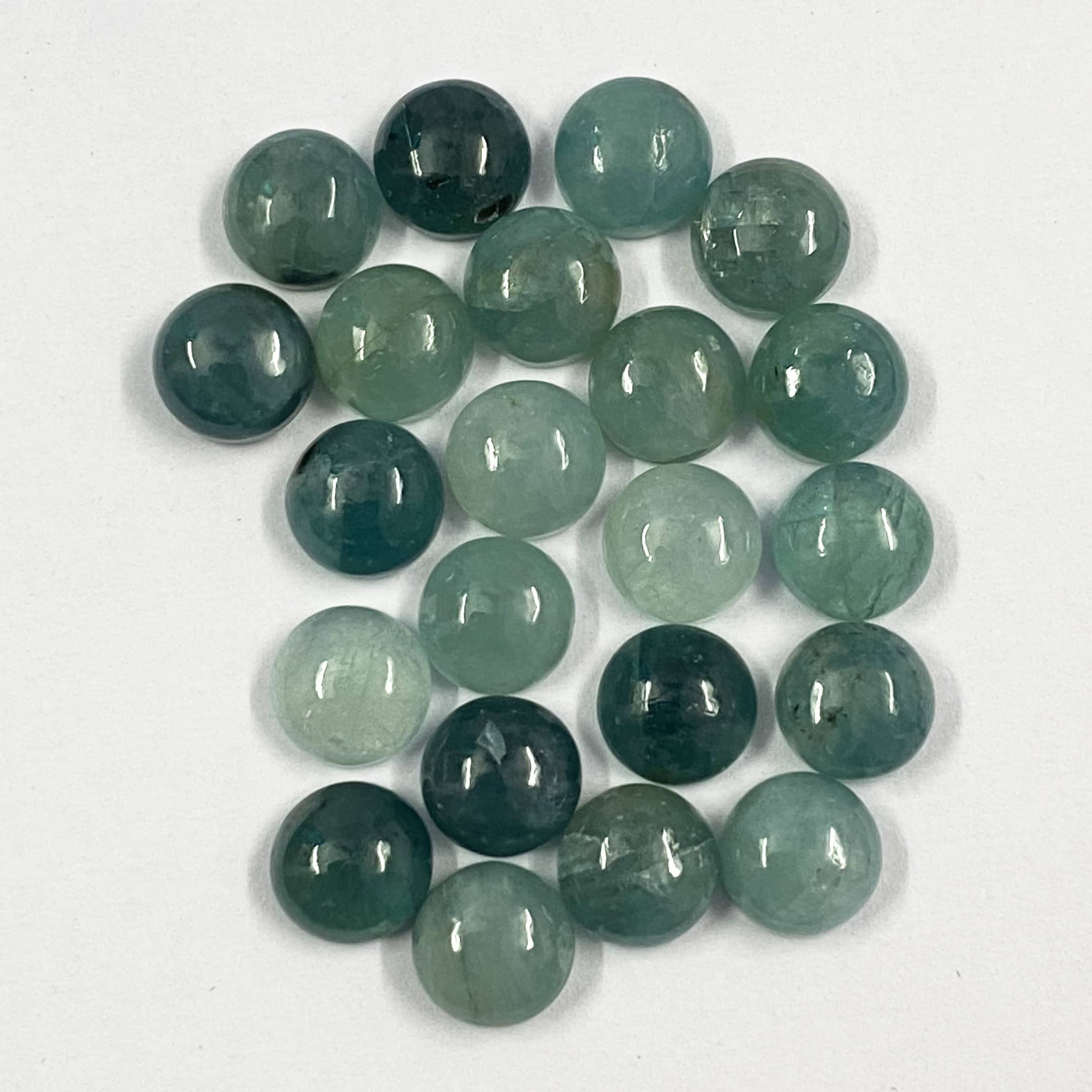 สีเขียว