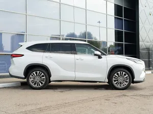 Toyota Highlander SUV 2025, Asientos de Cuero, Techo Panorámico, Asientos Eléctricos, Motor Turbo, Transmisión Automática, LED - Product Image 5