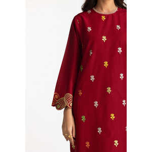 Chemise brodée en tissu lawn marron pour femme avec manches trois-quarts et shalwar imprimé - Product Image 3