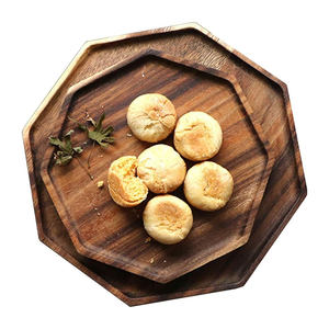 Améliorez votre présentation alimentaire avec un ensemble de 2 plateaux de service polyvalents en bois d'acacia pour servir des fruits, des desserts, du fromage et plus encore - Product Image 1