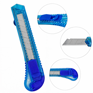 Confezione da 12 Taglierini Colorati Neon con Lama in Acciaio Inossidabile, Impugnatura in Plastica e Sistema di Sicurezza - Product Image 2