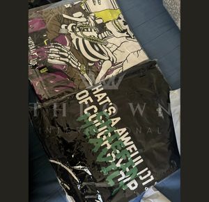 T-shirt homme surdimensionné 100% COTON OEM noir avec impression sérigraphiée crâne 'That's AWFUL LOT COUGH SYRUP 1:1' - Product Image 6