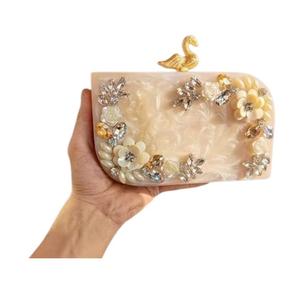 Sac à main en métal bohème pour femmes indiennes, sac de soirée élégant fait à la main, sac de shopping, sac de fête, chaînes en gros - Product Image 1