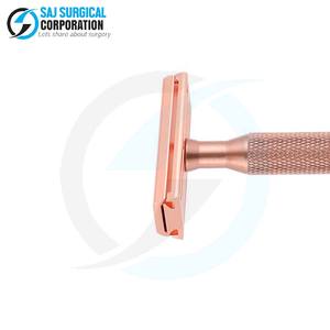 Rasoir de sécurité Design Bronze rose pour barbiers tête réglable chromée avec ouverture papillon pour un remplacement facile de la lame - Product Image 5