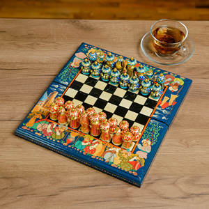 Jeu d'échecs en bois de noyer peint Novica, jeu de société classique artisanal, portable pour les voyages, jeu de société familial en intérieur et en extérieur - Product Image 2