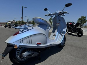 NUEVA <span class=keywords><strong>Vespa</strong></span> <span class=keywords><strong>946</strong></span> 150 SNAKE 2026, Motocicleta Scooter-Moped - Product Image 4