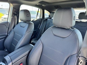 Mercedes-Benz AMG GLA 35 4MATIC 2025, blanc neuf - Product Image 4