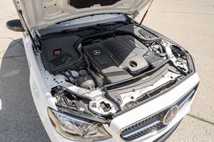 รถเบนซ์ AMG E53 ปี 2020 สภาพดีเยี่ยม เครื่องยนต์ 429 แรงม้า เทอร์โบ 6 สูบ ขับเคลื่อน 4 ล้อ ไม่ได้ดัดแปลง - Product Image 6