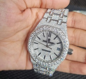 Moissanite diamante ghiacciato <span class=keywords><strong>orologio</strong></span> da polso Moissanite <span class=keywords><strong>orologio</strong></span> analogico VVS Clarity regalo per gli uomini e le donne su misura <span class=keywords><strong>orologio</strong></span> gioielli - Product Image 5