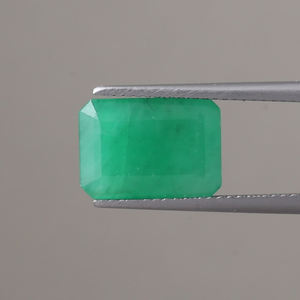 Esmeralda Natural Certificada IGI, Verde Claro, Suelta, 4.41 Quilates, Corte Octogonal, 14x9mm, Tallada a Mano, Encerada/Aceitada, Pulida, Joyería Fina - Product Image 1