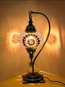 Lampe en mosaïque d'aluminium pour la maison, design élégant, éclairage décoratif, améliorant l'intérieur avec une lueur colorée - Product Image 6