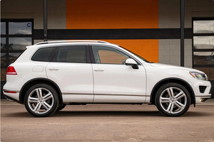 USADO, CONDUCCIÓN IZQUIERDA, ENTREGA RÁPIDA |   CONDUCCIÓN DERECHA |   Volkswagen Touareg Executive TDI 2016 con 19K Millas - Product Image 2