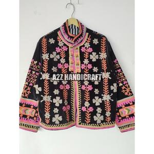 Veste en velours d'été faite à la main pour l'hiver, broderie Suzani, manteau thermique pour femme, style robe, veste en velours et coton - Product Image 2