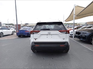 Toyota RAV4 XLE 2.5L 2024 Usado, 270hp, 4x4, Gasolina, 2 Ejes, 4 Cilindros, Euro 6e, Transmisión Automática, Volante a la Izquierda - Product Image 6