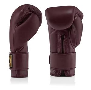 Gants de boxe en cuir de qualité supérieure avec poignées et rembourrage multi-couche extensible pour l'entraînement et le kickboxing - ProGear - Product Image 2
