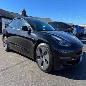 Tesla Model 3 2022 en Perfecto Estado - Product Image 1