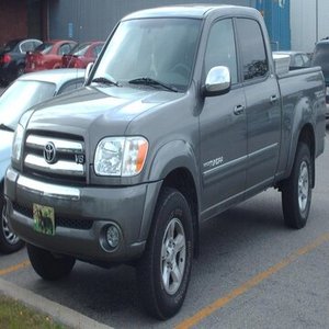 Used Tundra SR5 Pickup Truck Automatic Four-Wheel Drive Turbo Gasoline R19 Leather Seats Rear <b>Camera</b> Left Steering For Sale - Product Image 5