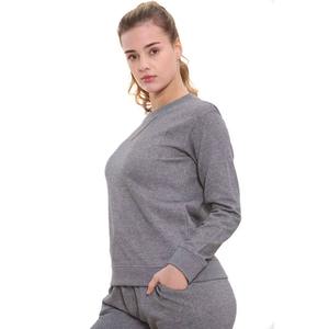 Conjunto de Sudadera con Capucha y Pantalones Deportivos Cortos con Bordado Desgastado Personalizado, Ropa Urbana de Alta Calidad con Cierre, Chándal para Mujer - Product Image 4