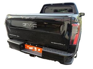 รถเอสยูวีไฟฟ้าสมรรถนะสูง ปี 2024 กำลัง 760 แรงม้า เกียร์อัตโนมัติ รุ่นหรูหราแบบดับเบิ้ลแค็บ ขับเคลื่อนด้วยไฟฟ้า พวงมาลัยซ้าย ล้อแม็ก R18 สำหรับส่งออก - Product Image 5