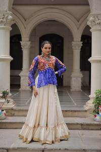Navratri ชุดคอลเลกชั่น2025ทันสมัยจาก lehenga ผ้าคอตตอนแบบเย็บเต็ม - Product Image 4