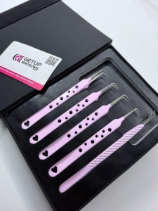 Pince à épiler pour cils GETUP BROSONS IMPEX GBI-EET-2917 de haute qualité, en acier inoxydable, couleurs roses, pointe lisse, poignée diamantée, 90/45 degrés - Product Image 2