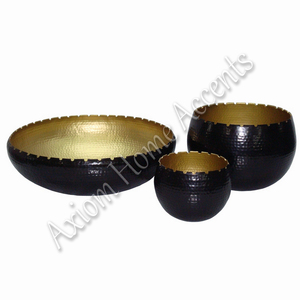 Axiom Home Accents, Diseño Artesanal moderno, Frutero de aluminio plateado, acabado brillante de alta calidad, grabados hechos a mano para alimentos - Product Image 2