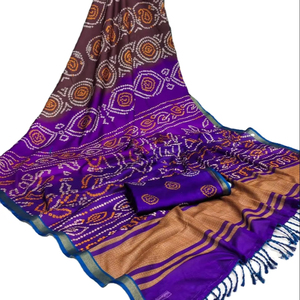 Sari traditionnel long en coton pur doux de style gujarati, imprimé bandhni, broderie lourde, pour un usage quotidien - Product Image 1