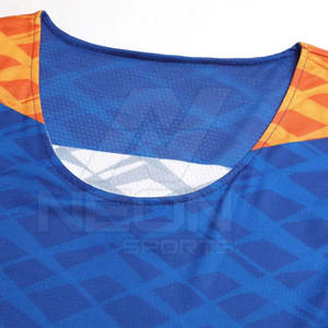 Uniforme de Baloncesto de Diseño Único Personalizado de Alta Calidad de Secado Rápido Nuevo Uniforme de Baloncesto a Precio Razonable - Product Image 3