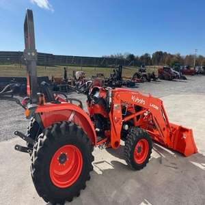 Achetez un tracteur agricole LA526, moteur diesel de 51,5 kW, transmission intégrale 4x4, en stock, livraison rapide, à vendre - Product Image 5