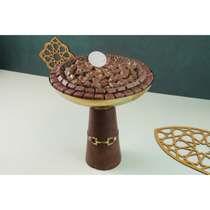 Tazón de chocolate de metal decorativo clásico moderno con soporte de madera ecológico para bodas y otras ocasiones - Product Image 1