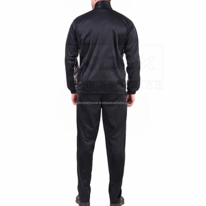 Ensemble de survêtement de haute qualité pour hommes avec logo personnalisé Shorts de survêtement amples Unisexe Sweat-shirt uni 2 pièces - Product Image 2