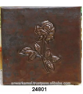 Azulejos de pared de cobre hechos a mano de estilo antiguo Suministros de baño y inodoro de la mejor calidad con diseño de flor rosa - Product Image 1