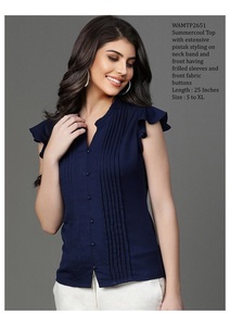 Top en rayonne moderne et chic au design floral pour les fêtes d'été, confortable et exclusif, mode impeccable, technique de teinture unie, tenue décontractée - Product Image 2