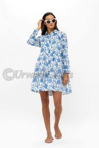 ผลิตจากผ้าฝ้ายโปพลินโครงสร้างเบา ๆ รายละเอียดปุ่มสไตล์เสื้อสวมหัว ปลอกม้วนปรับได้พร้อมตัวปิดปุ่มความยาวกลาง - Product Image 5