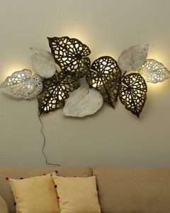 Arte de Pared de Hojas Metálicas Hechas a Mano con Retroiluminación LED |   Panel de Pared Decorativo Moderno de Hierro para Decoración de Dormitorio y Sala de Estar - Product Image 5
