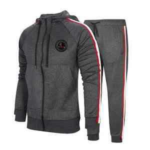 Personnalisé Slim Fit Homme Formation Jogging Costume Sports Hommes Sportswear Survêtement À Capuche pour hommes - Product Image 1