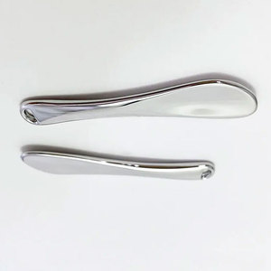 Venta al por mayor cuchara facial de calidad superior maquillaje cosmético espátula exfoliante corporal crema espátula para entrenamiento de maquillaje permanente - Product Image 5