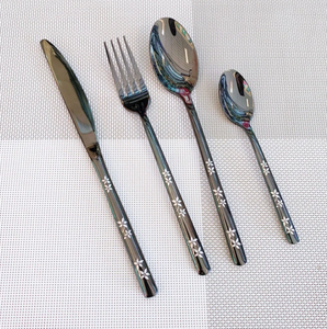 Decoración de mesa moderna y tradicional juego de cubiertos cena cuchillo cuchara hogar cocina restaurante vajilla boda evento Decoración - Product Image 1