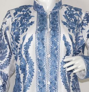 100% meilleure qualité Suzani brodé à la main veste courte broderie Kimono Robe courte veste blanche Suzani manteau brodé à la main - Product Image 5