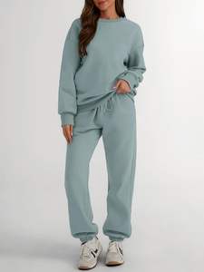 Conjunto Deportivo de Invierno para Mujer de Alta Calidad, Diseño Sólido con Hombros Caídos, Ropa Urbana Personalizada, Fabricante Mayorista, 100% Algodón - Product Image 6